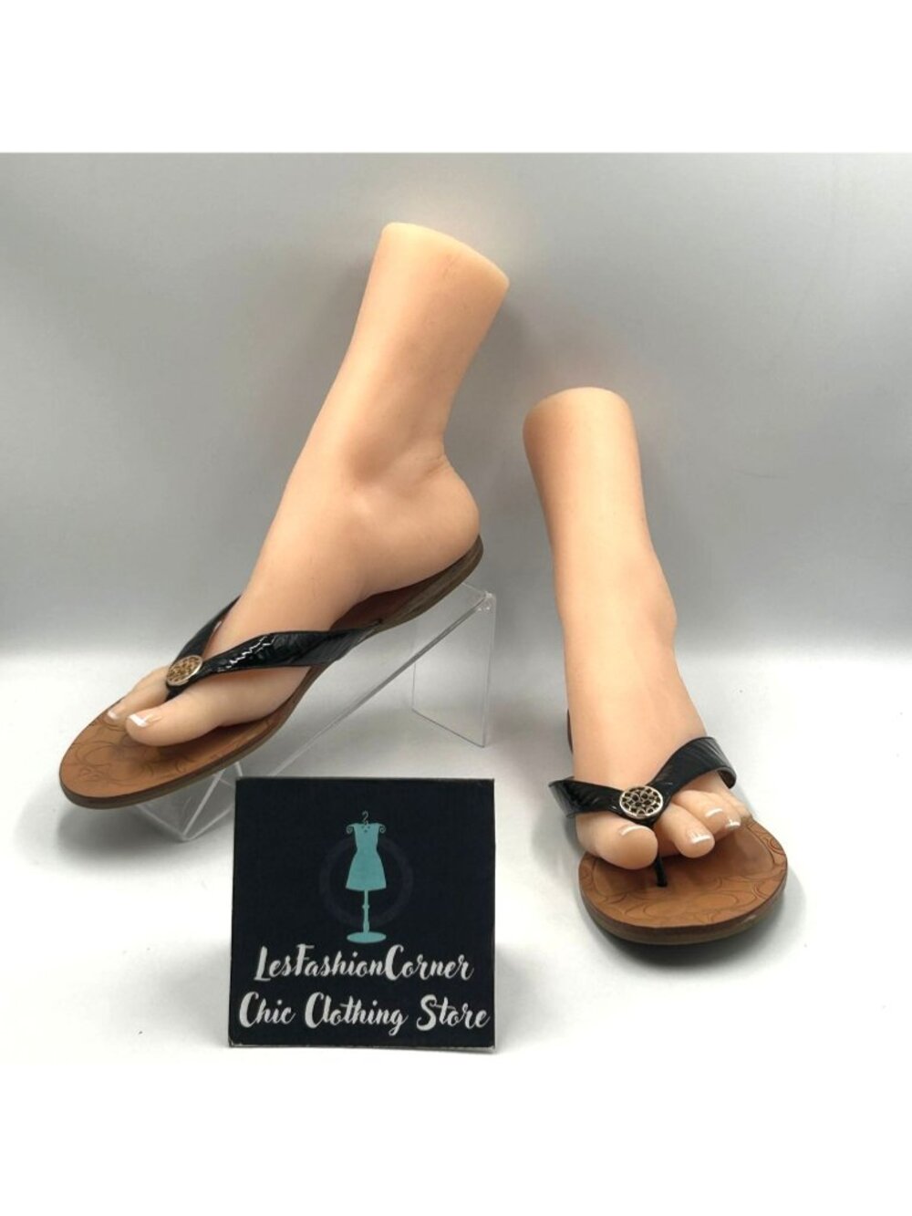Coach Women's Black Patent Leather Sara Lightweight Flip Flop Sandals Sz 10 3735